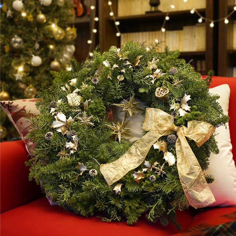 ヒイラギとヘルンフートのクリスマスリース・生 55cm 』 | 横浜