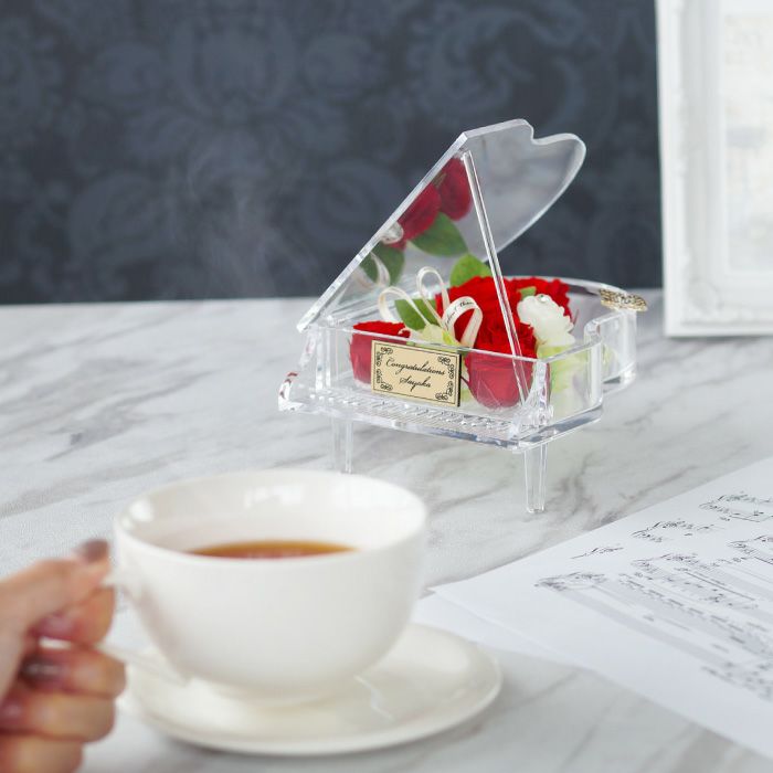 名入れピアノ プリザーブドフラワー